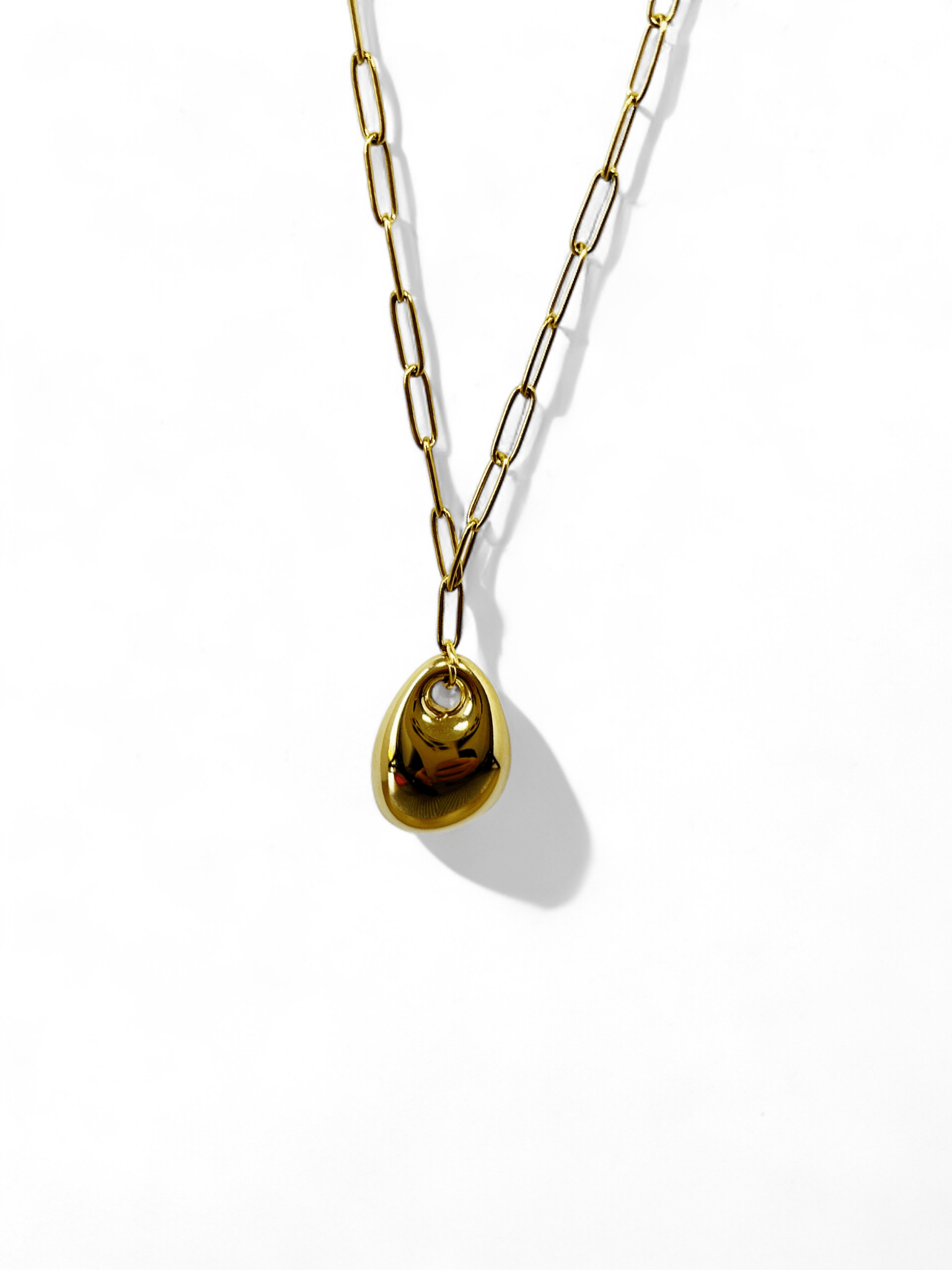 Gold Oval Pendant Necklace - Vicky&Nico