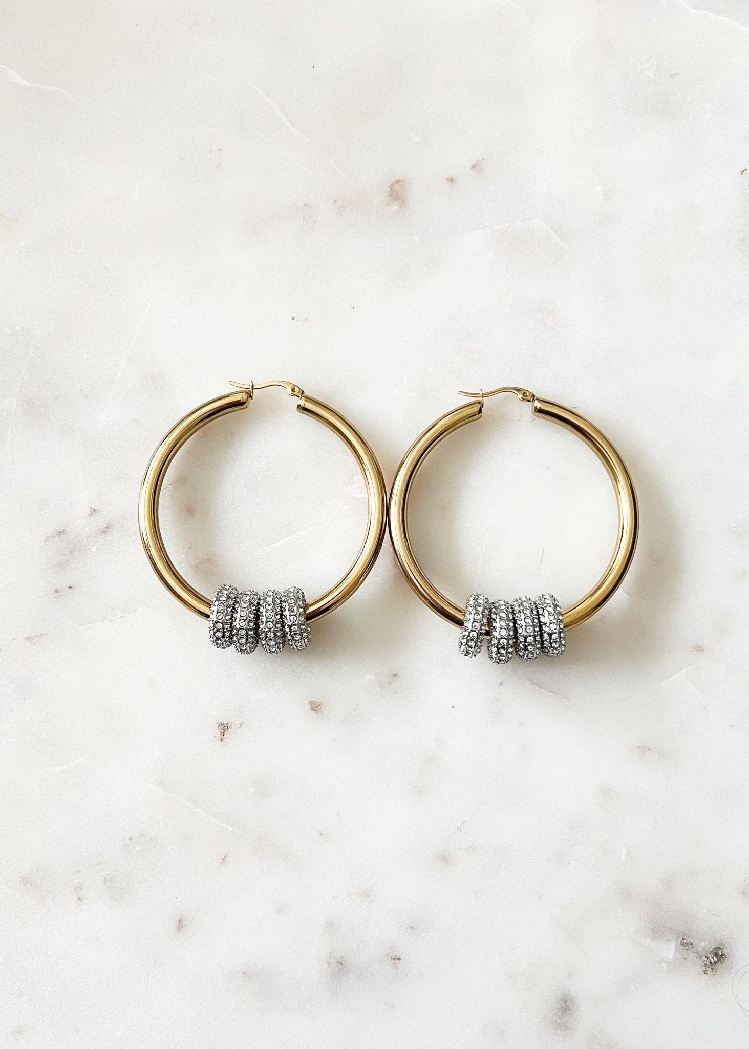Harmony Hoops - Vicky&Nico